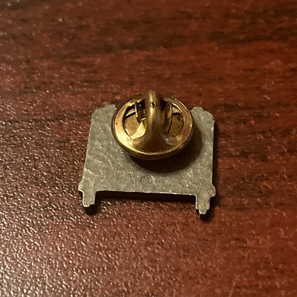 McDonald's‎ Taylor Stove Oven Grill Employee Lapel Hat Pin